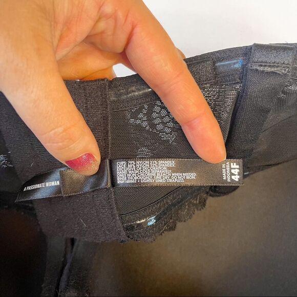 Torrid Curve Black Lace Strapless Bra Size 44F - Picture 5 of 7